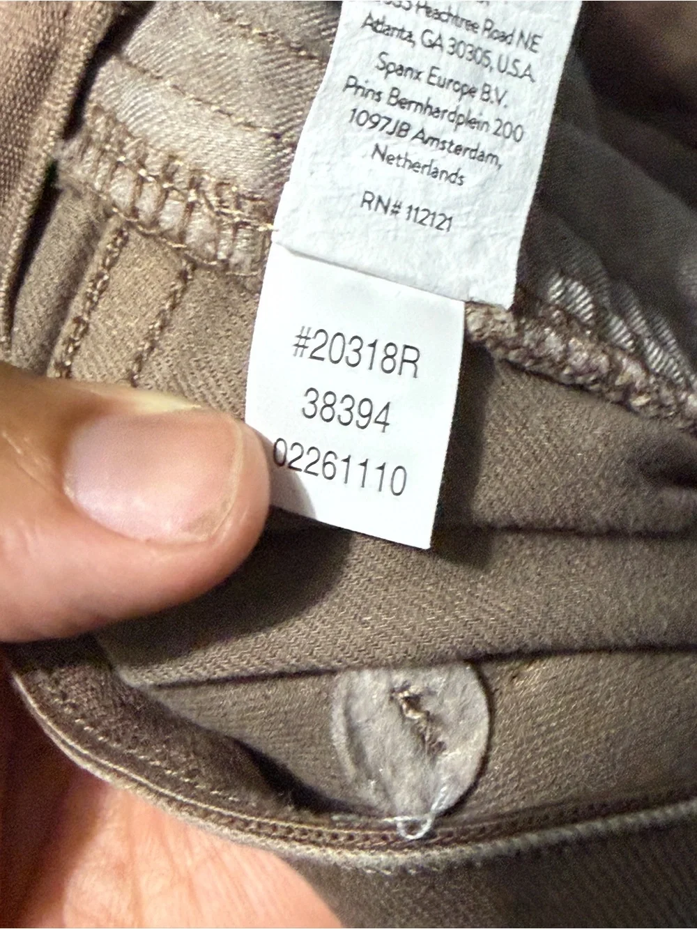 Spanx Stretch Twill 5" Shorts Women's Small Mid Rise Utility Pocket Outdoor Wear - Picture 5 of 6